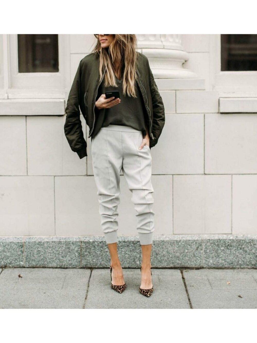 VINCE. Pintucked Slim Joggers/Jogger Pants Slacks Seam Elastic Tapered Vince